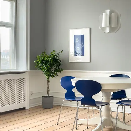 Stylish Classic Danish Design Копенгаген