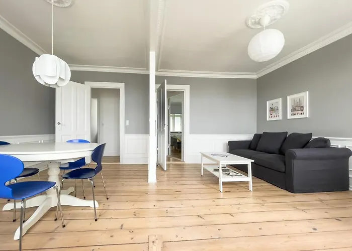 Stylish Classic Danish Design Lejlighed