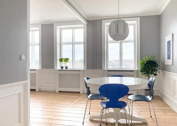 Stylish Classic Danish Design Apartmán