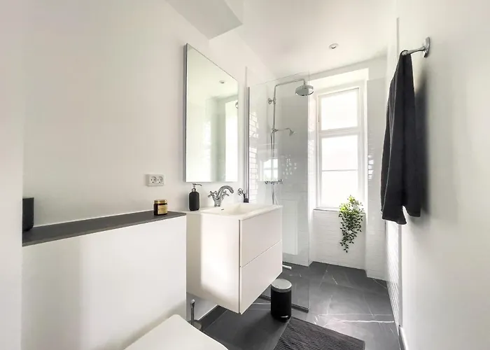 Stylish Classic Danish Design Apartman *